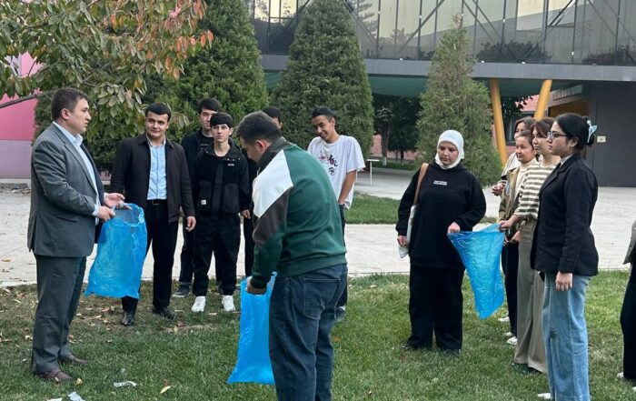 🌍💚 In honor of World Cleanup Day, an environmental cleanup event was held at the International Agriculture University under the slogan!
